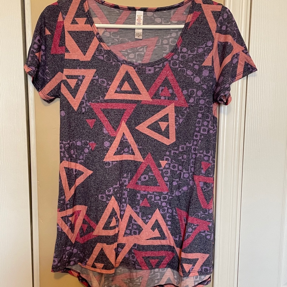 LulaRoe T-shirt